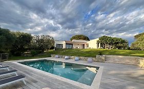 Magnifique Villa Moderne Avec Piscine